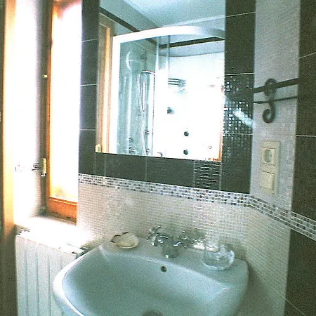 Gasthaus Casa Marieta Canfranc Zimmer foto